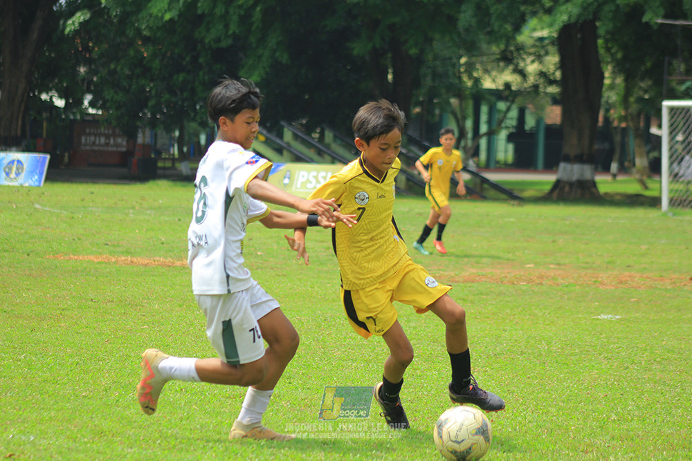 ijl u3 151125 el zeds vs pelita jaya soccer school