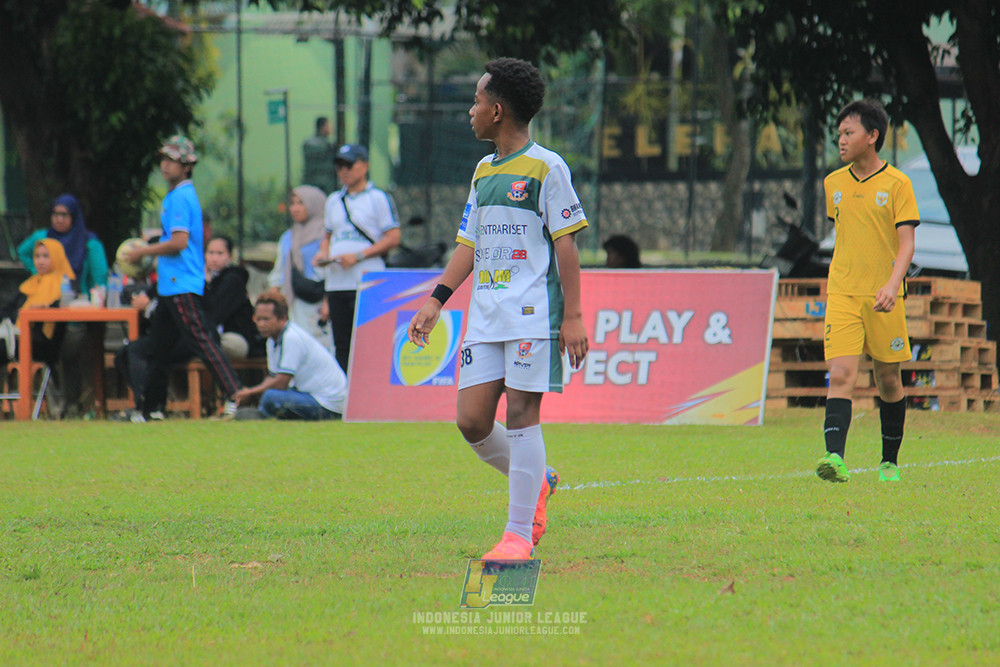 ijl u3 151125 el zeds vs pelita jaya soccer school