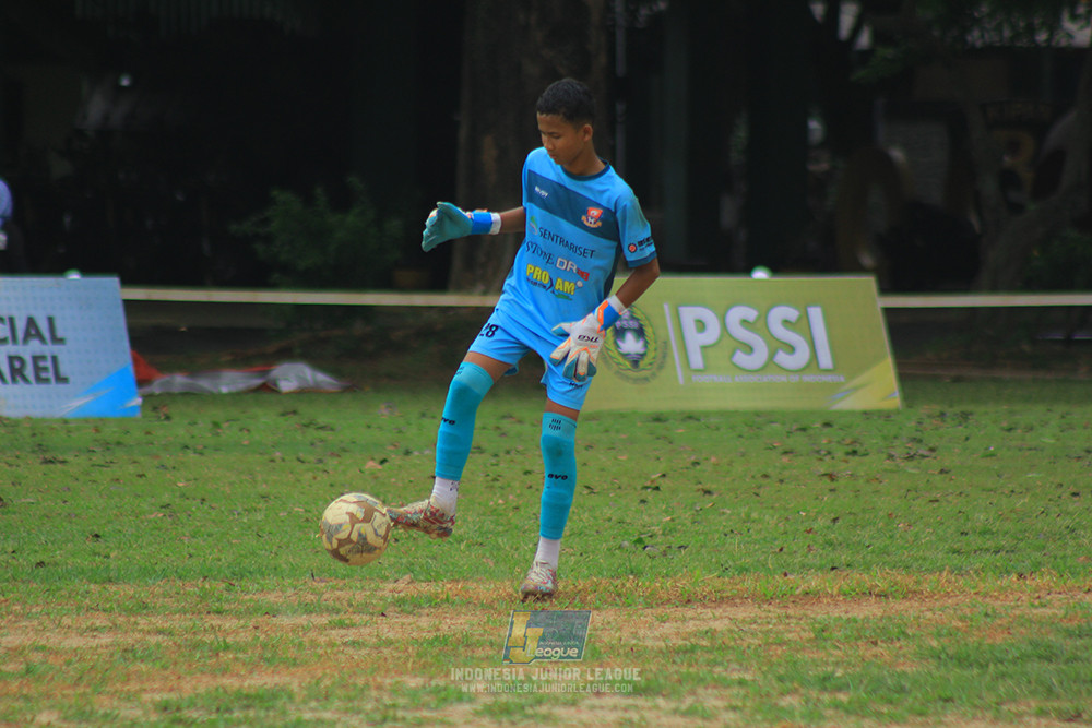 ijl u3 151125 el zeds vs pelita jaya soccer school
