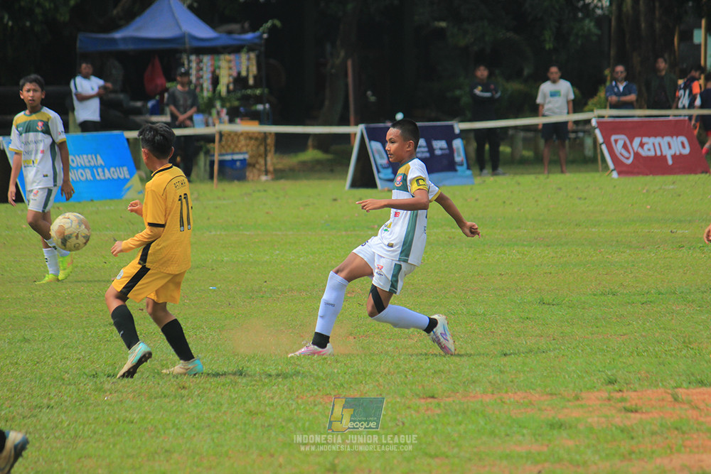 ijl u3 151125 el zeds vs pelita jaya soccer school