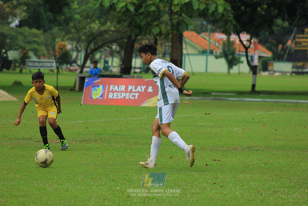 ijl u3 151125 el zeds vs pelita jaya soccer school