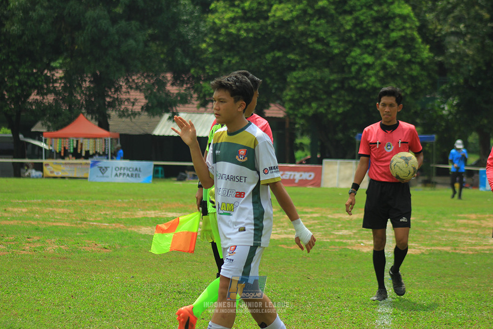 ijl u3 151125 el zeds vs pelita jaya soccer school