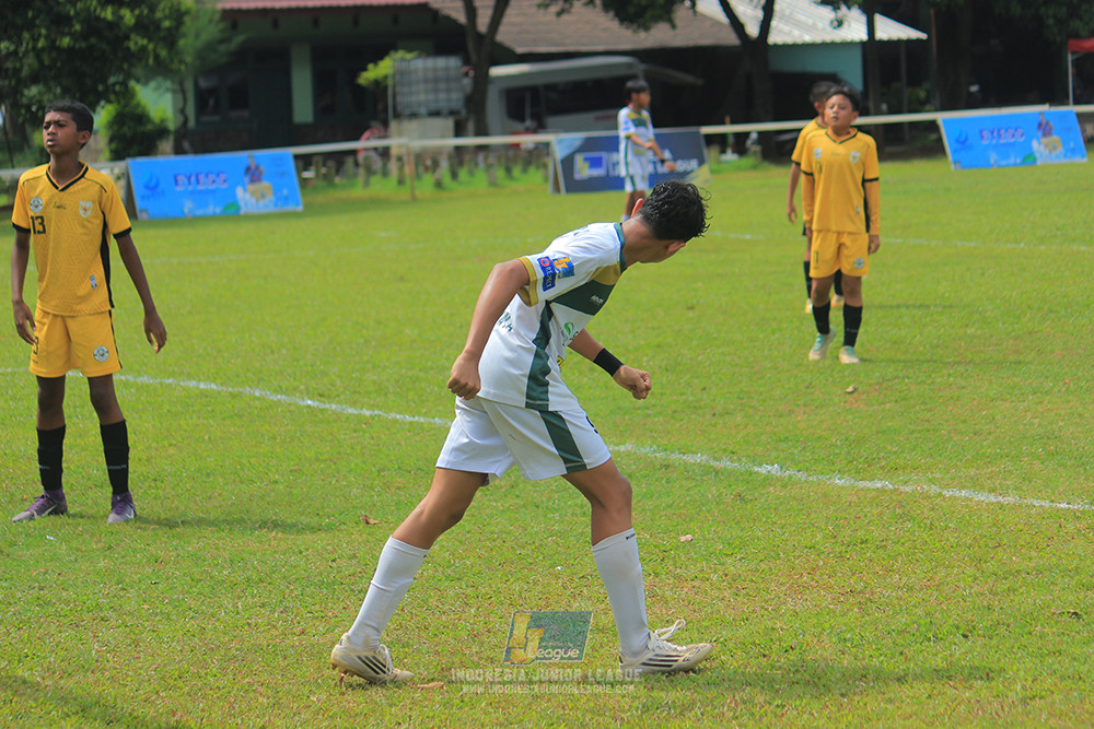 ijl u3 151125 el zeds vs pelita jaya soccer school