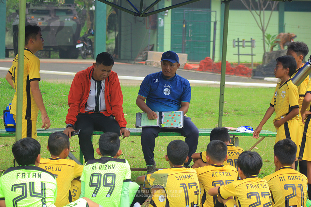 ijl u3 151125 el zeds vs pelita jaya soccer school