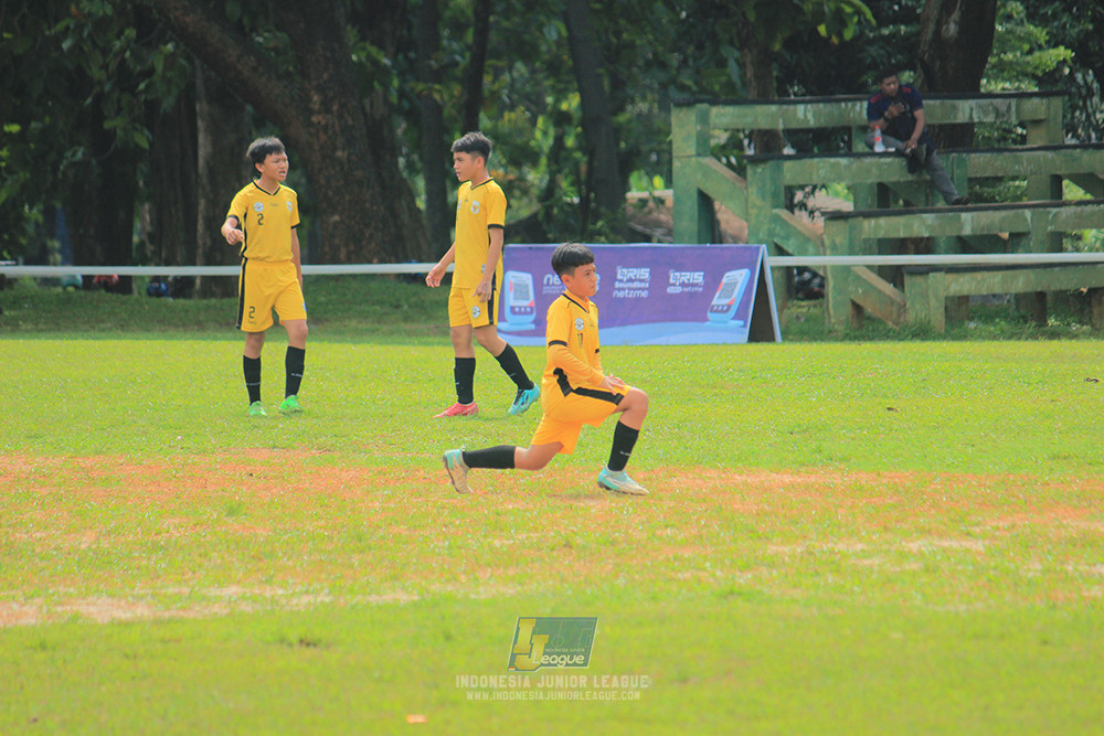 ijl u3 151125 el zeds vs pelita jaya soccer school