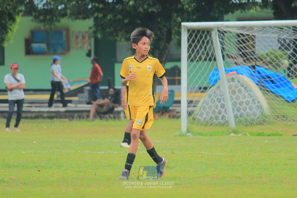 ijl u3 151125 el zeds vs pelita jaya soccer school