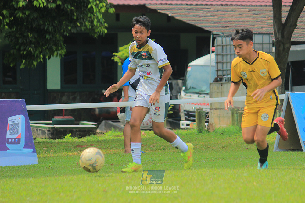 ijl u3 151125 el zeds vs pelita jaya soccer school