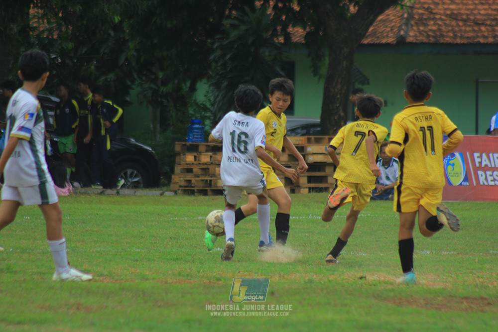ijl u3 151125 el zeds vs pelita jaya soccer school
