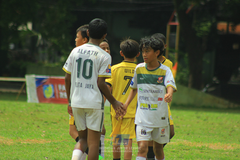 ijl u3 151125 el zeds vs pelita jaya soccer school