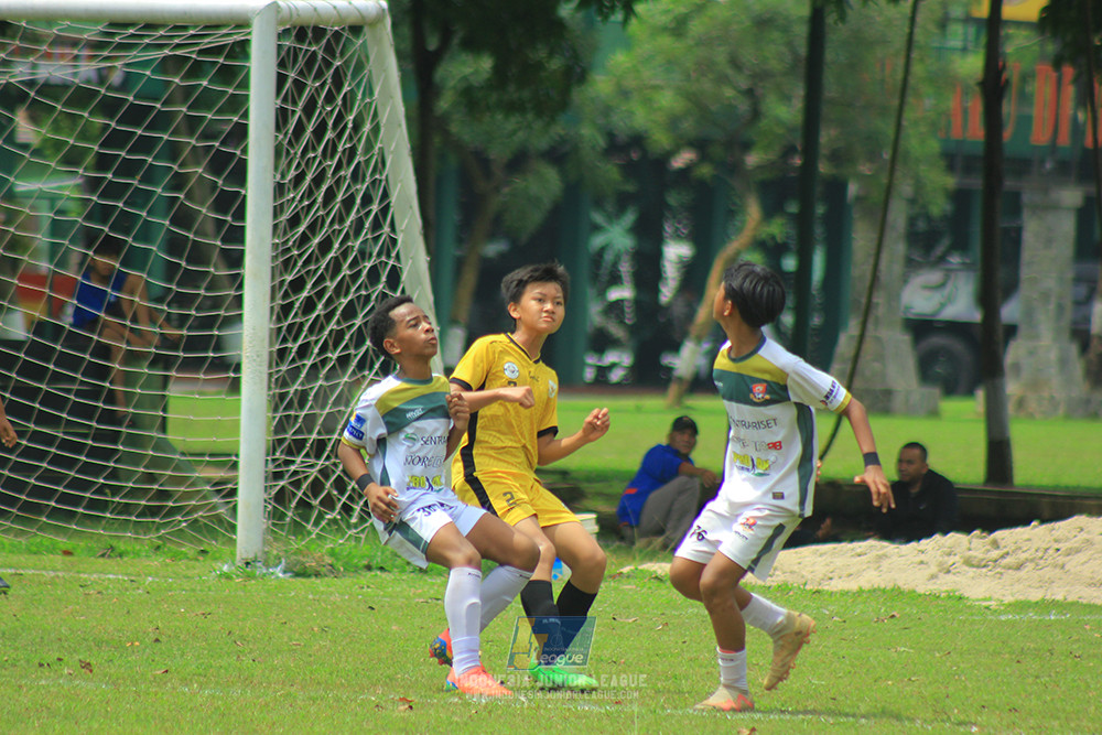 ijl u3 151125 el zeds vs pelita jaya soccer school