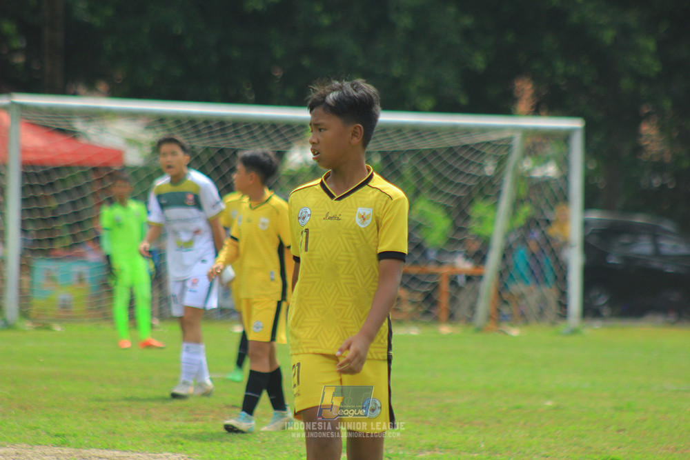 ijl u3 151125 el zeds vs pelita jaya soccer school