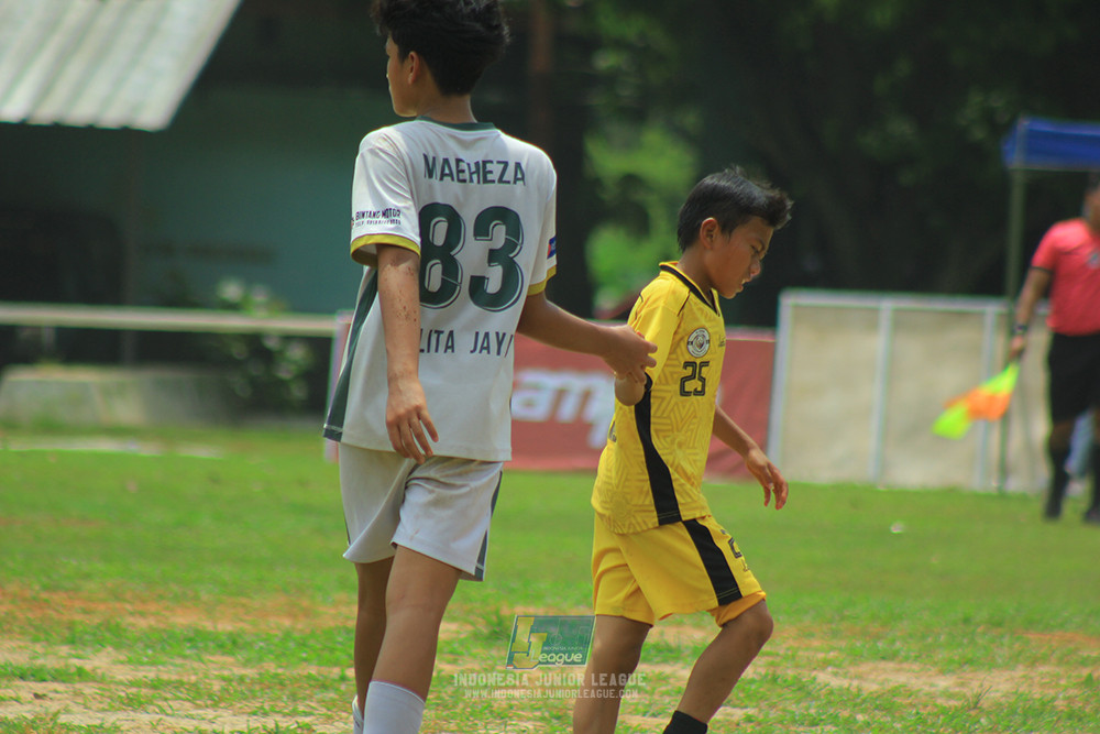 ijl u3 151125 el zeds vs pelita jaya soccer school