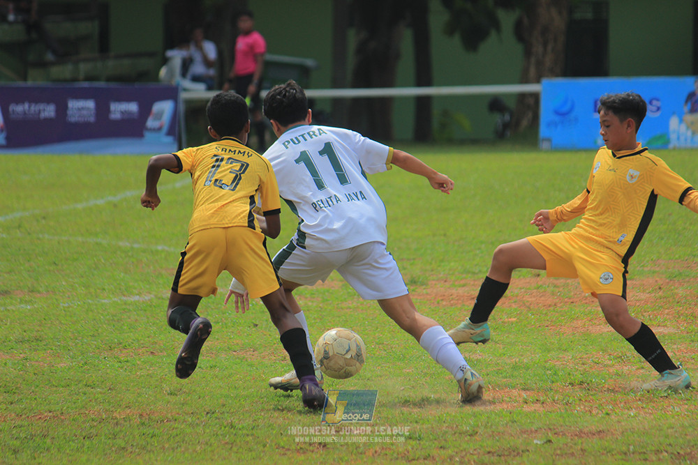 ijl u3 151125 el zeds vs pelita jaya soccer school