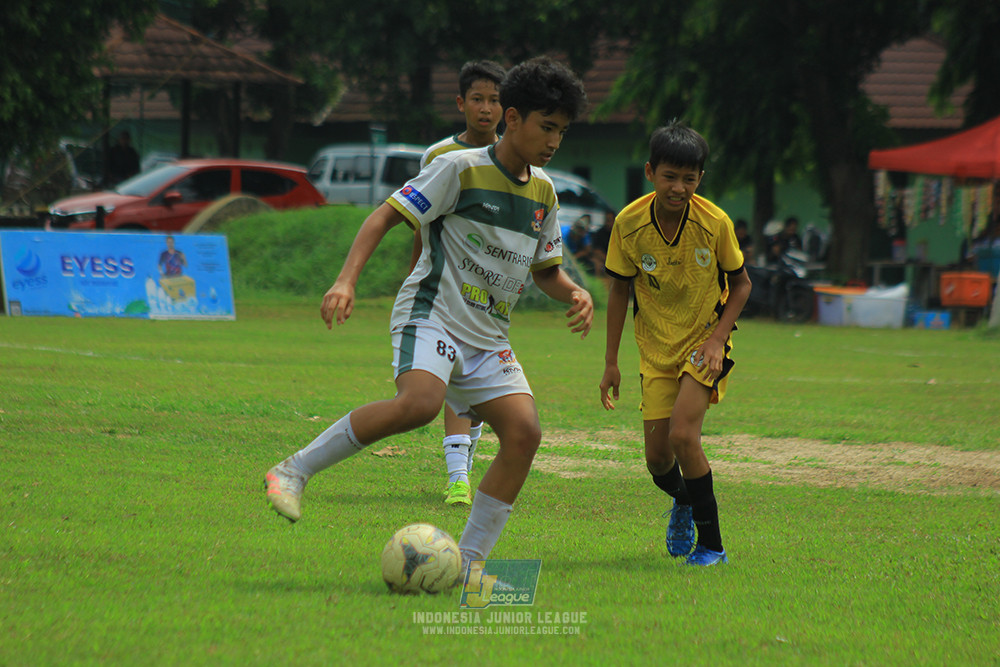 ijl u3 151125 el zeds vs pelita jaya soccer school