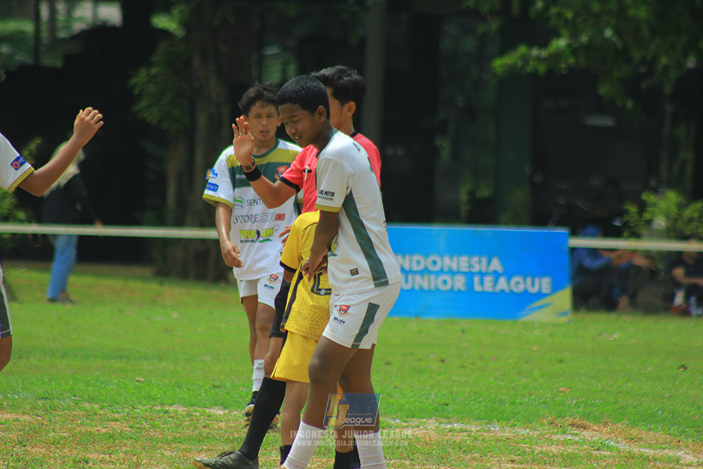 ijl u3 151125 el zeds vs pelita jaya soccer school