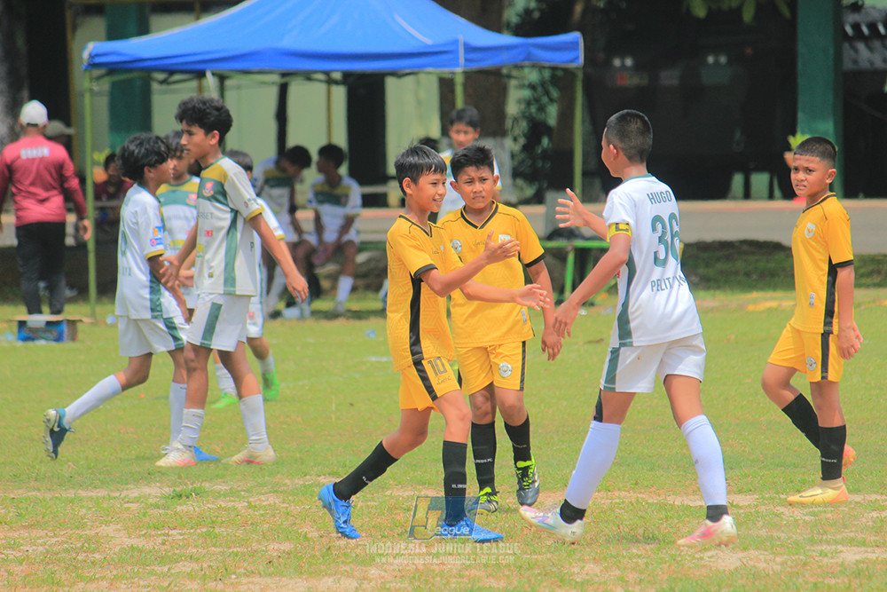 ijl u3 151125 el zeds vs pelita jaya soccer school