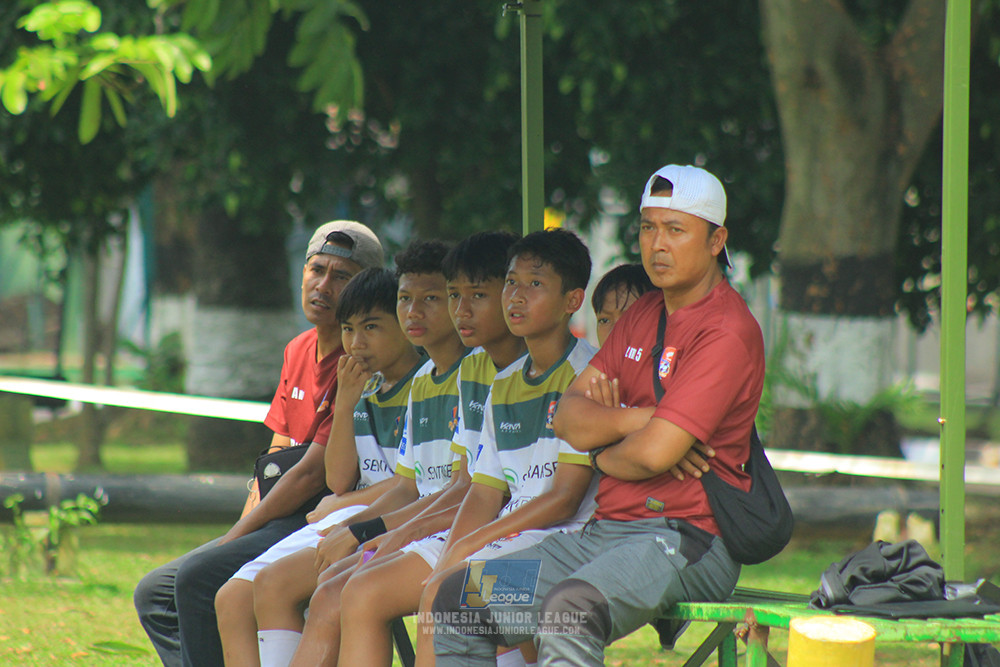 ijl u3 151125 el zeds vs pelita jaya soccer school