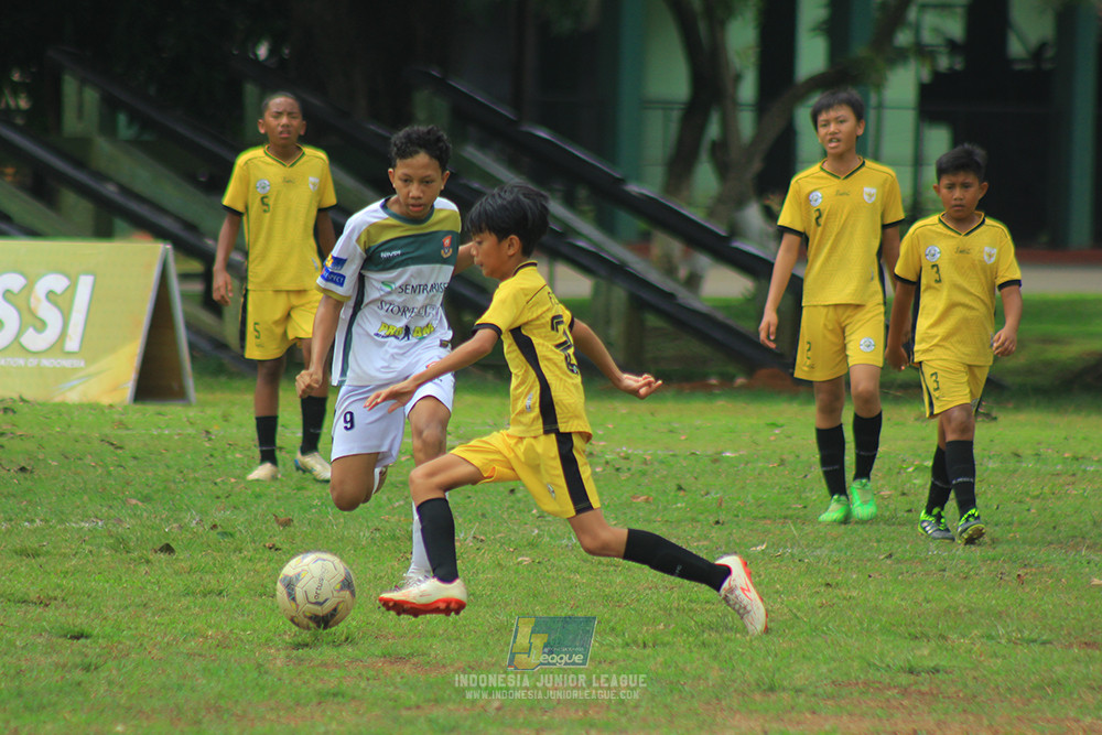 ijl u3 151125 el zeds vs pelita jaya soccer school