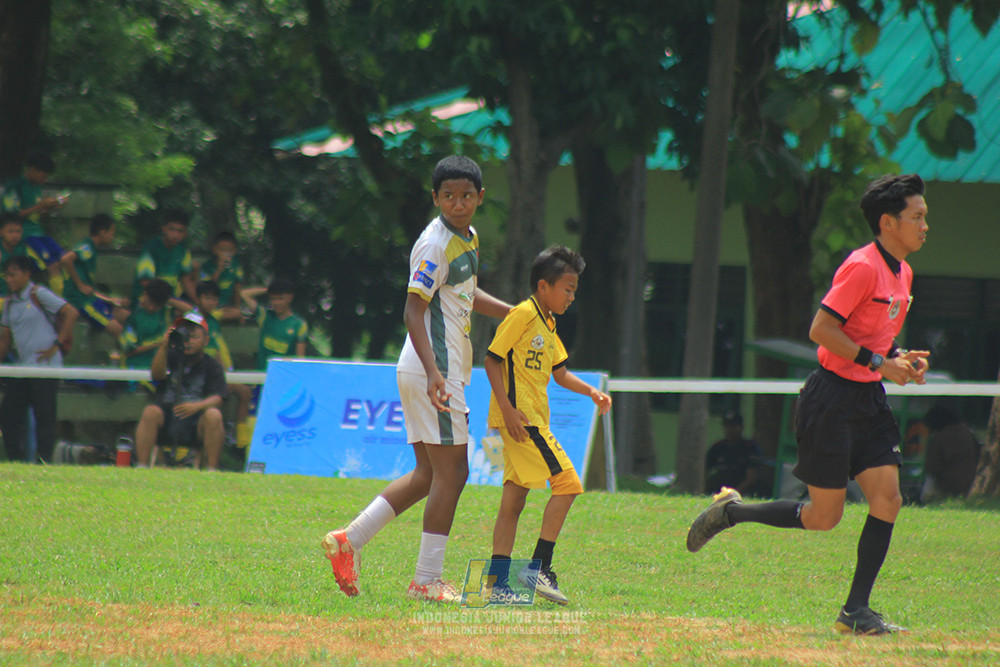 ijl u3 151125 el zeds vs pelita jaya soccer school