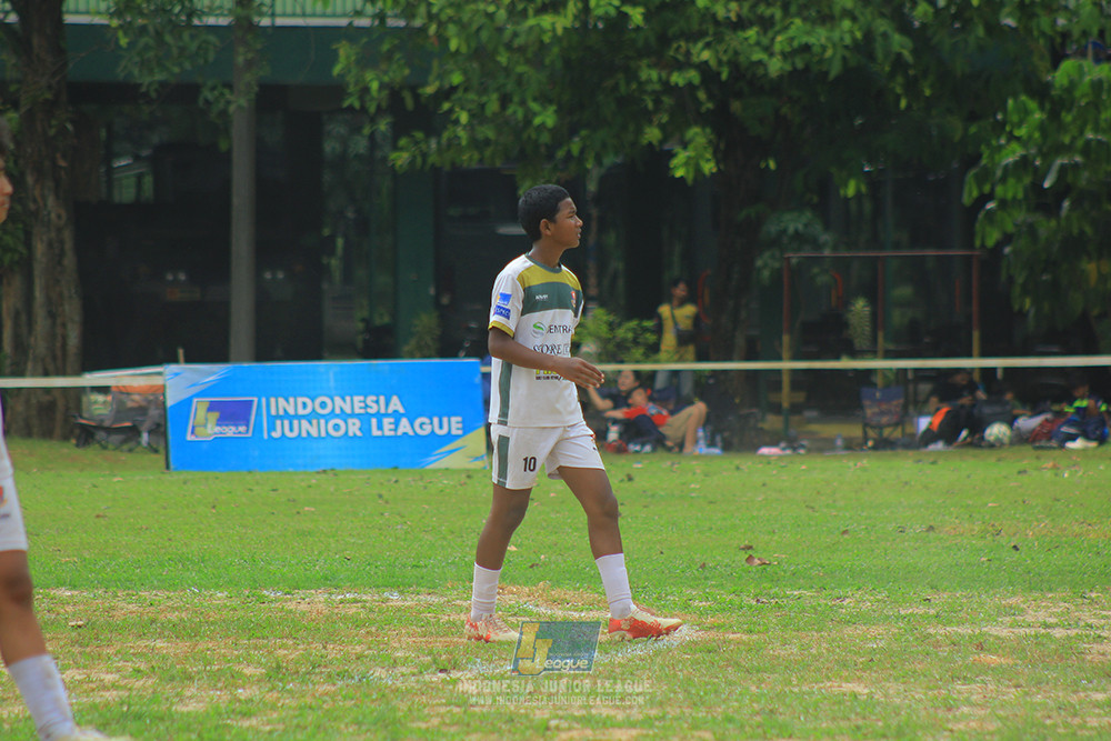 ijl u3 151125 el zeds vs pelita jaya soccer school