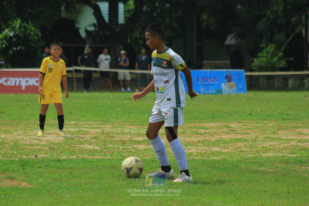 ijl u3 151125 el zeds vs pelita jaya soccer school