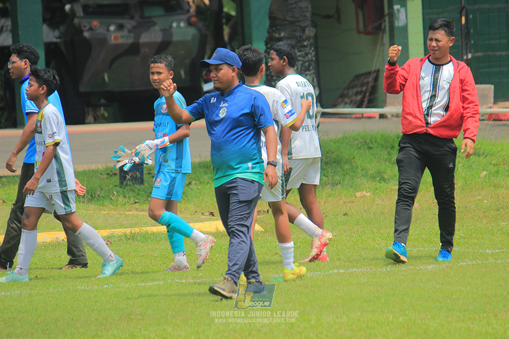 ijl u3 151125 el zeds vs pelita jaya soccer school