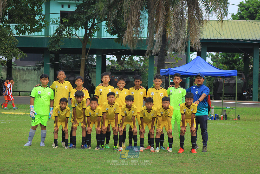 ijl u3 151125 el zeds vs pelita jaya soccer school