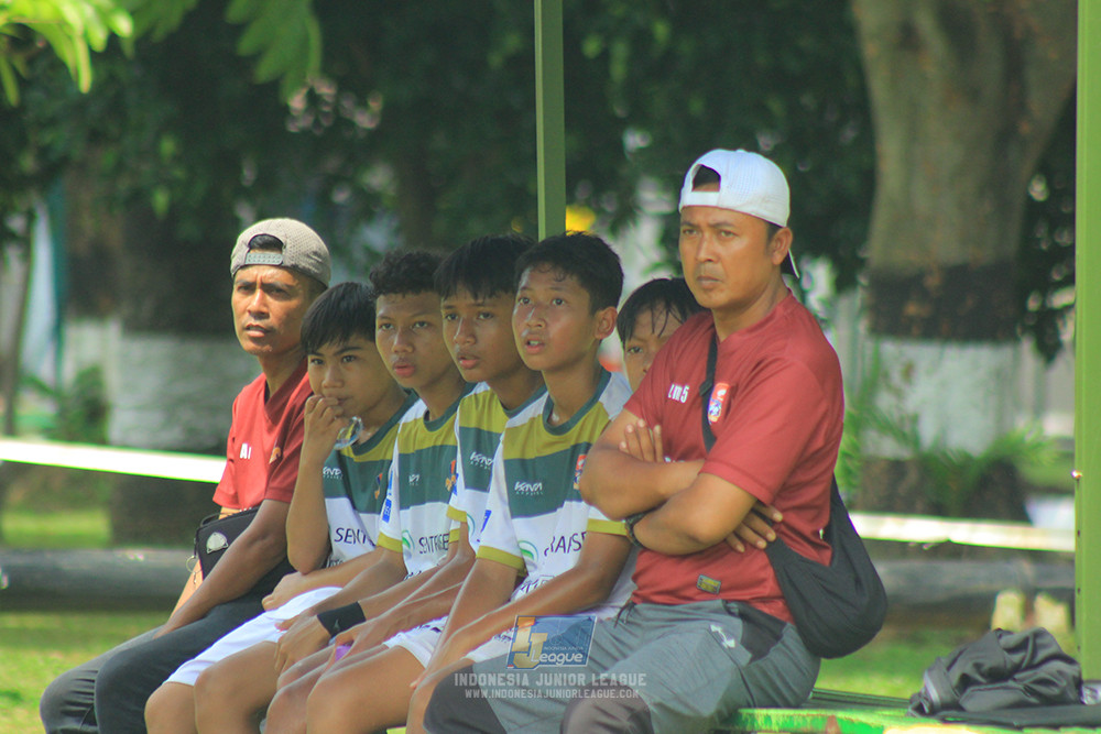 ijl u3 151125 el zeds vs pelita jaya soccer school