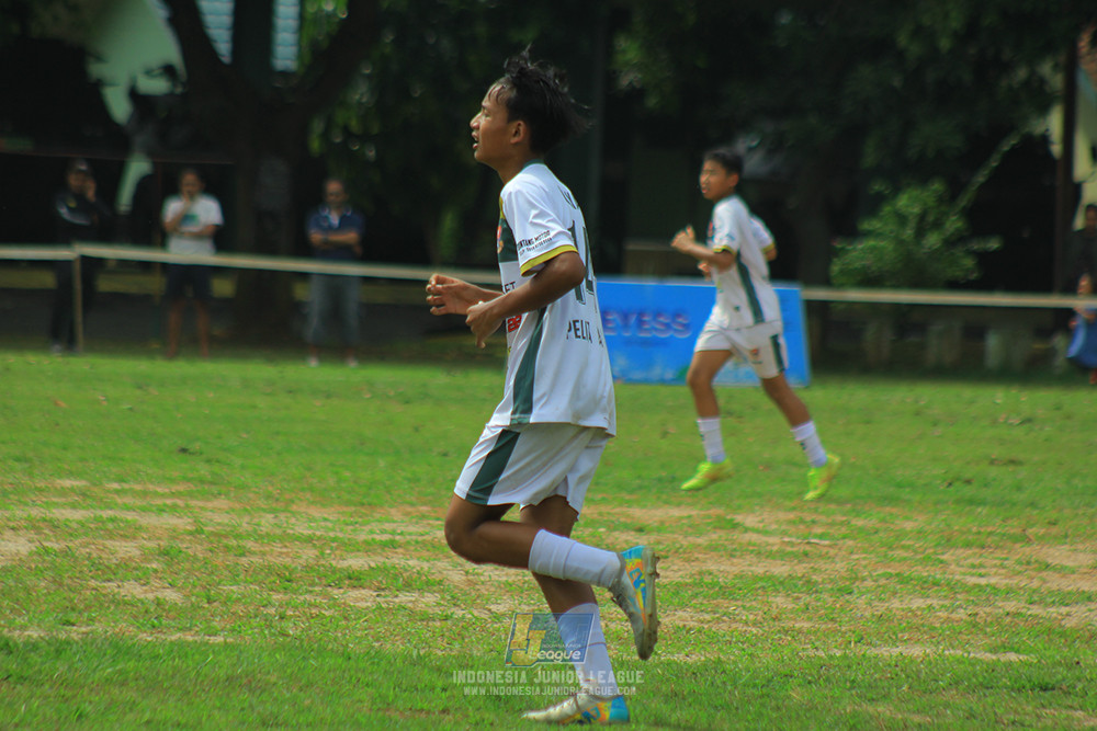 ijl u3 151125 el zeds vs pelita jaya soccer school