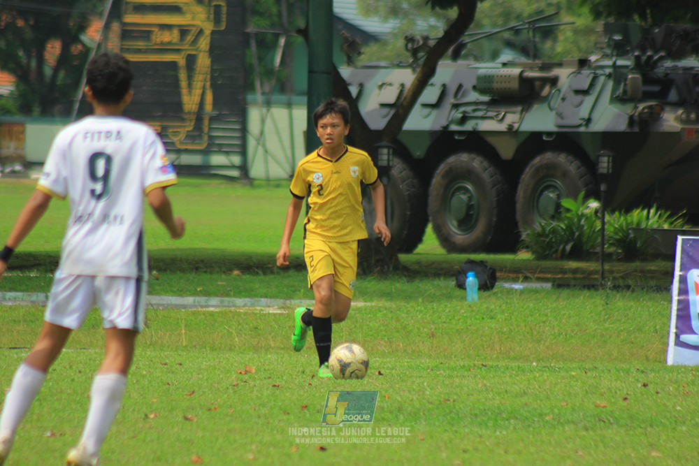 ijl u3 151125 el zeds vs pelita jaya soccer school