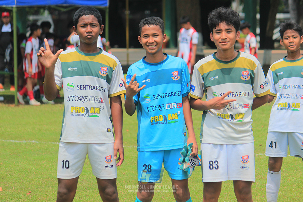 ijl u3 151125 el zeds vs pelita jaya soccer school