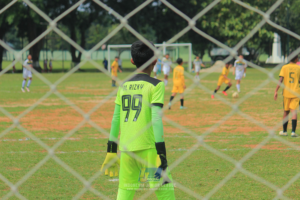 ijl u3 151125 el zeds vs pelita jaya soccer school
