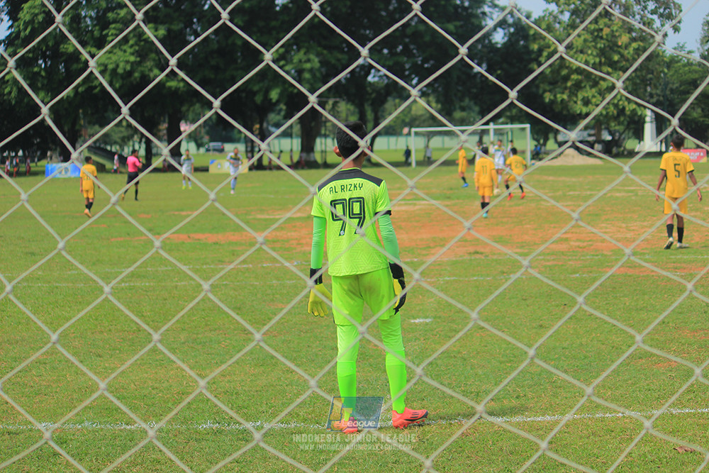 ijl u3 151125 el zeds vs pelita jaya soccer school