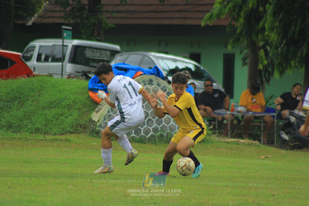 ijl u3 151125 el zeds vs pelita jaya soccer school
