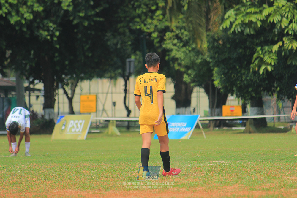 ijl u3 151125 el zeds vs pelita jaya soccer school