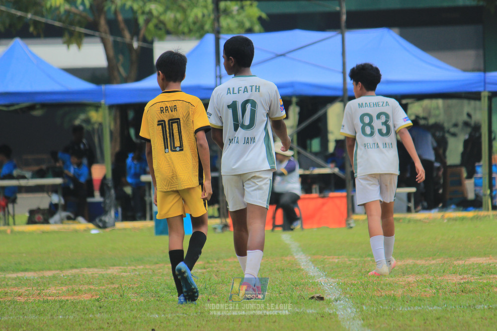 ijl u3 151125 el zeds vs pelita jaya soccer school