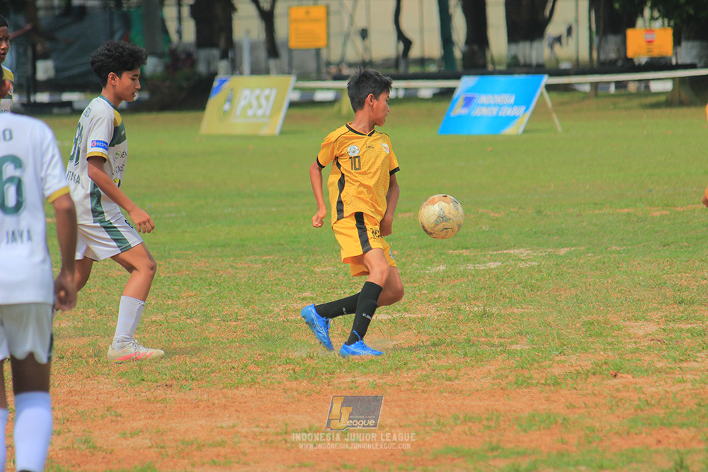 ijl u3 151125 el zeds vs pelita jaya soccer school