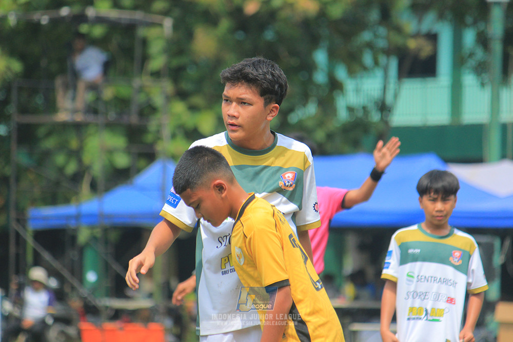 ijl u3 151125 el zeds vs pelita jaya soccer school