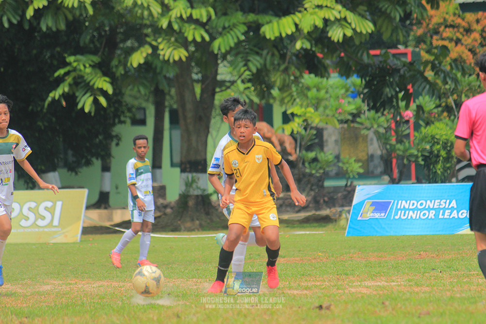 ijl u3 151125 el zeds vs pelita jaya soccer school