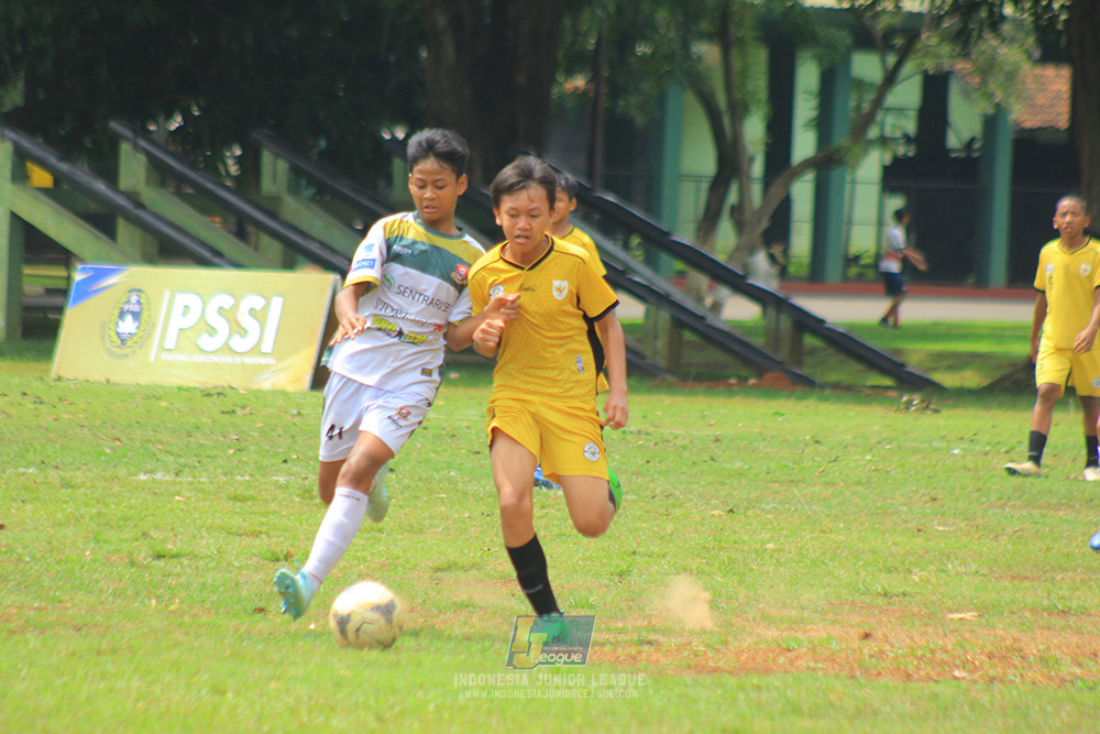 ijl u3 151125 el zeds vs pelita jaya soccer school
