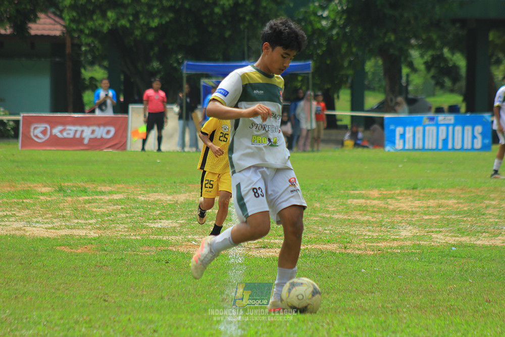 ijl u3 151125 el zeds vs pelita jaya soccer school