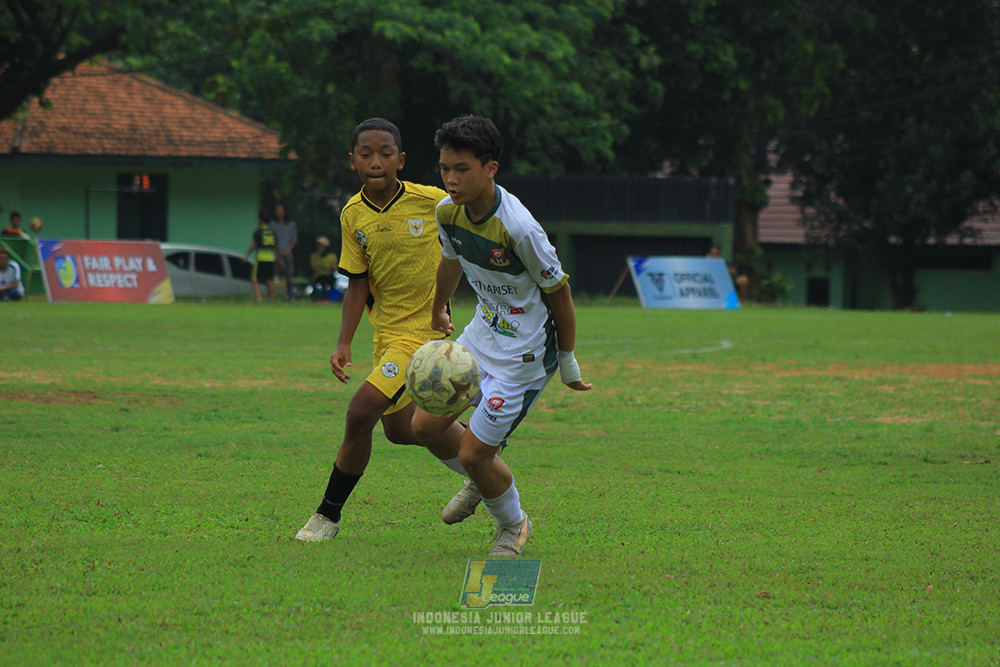 ijl u3 151125 el zeds vs pelita jaya soccer school