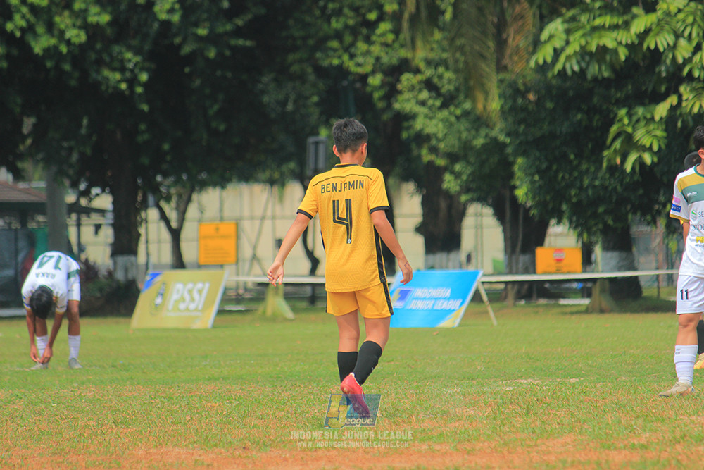 ijl u3 151125 el zeds vs pelita jaya soccer school