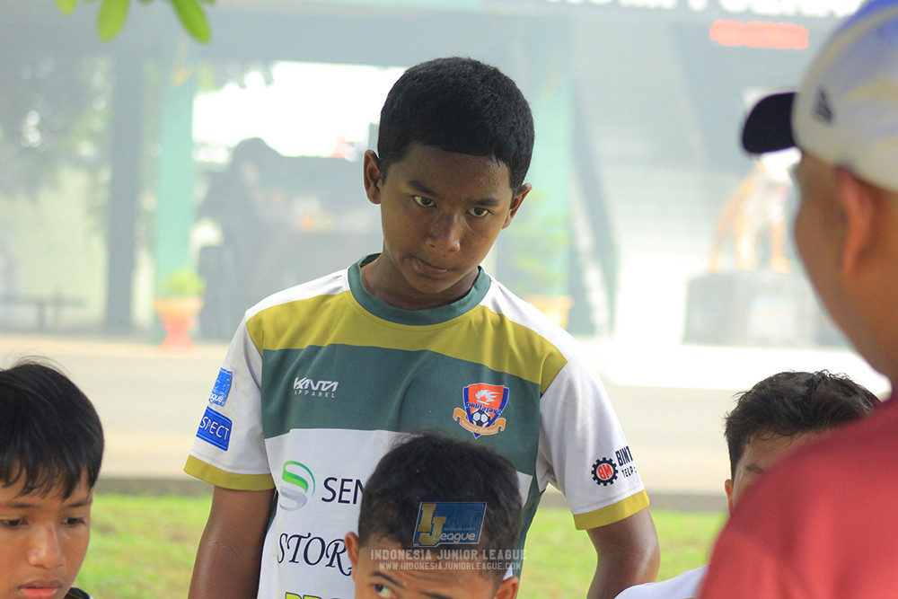 ijl u3 151125 el zeds vs pelita jaya soccer school