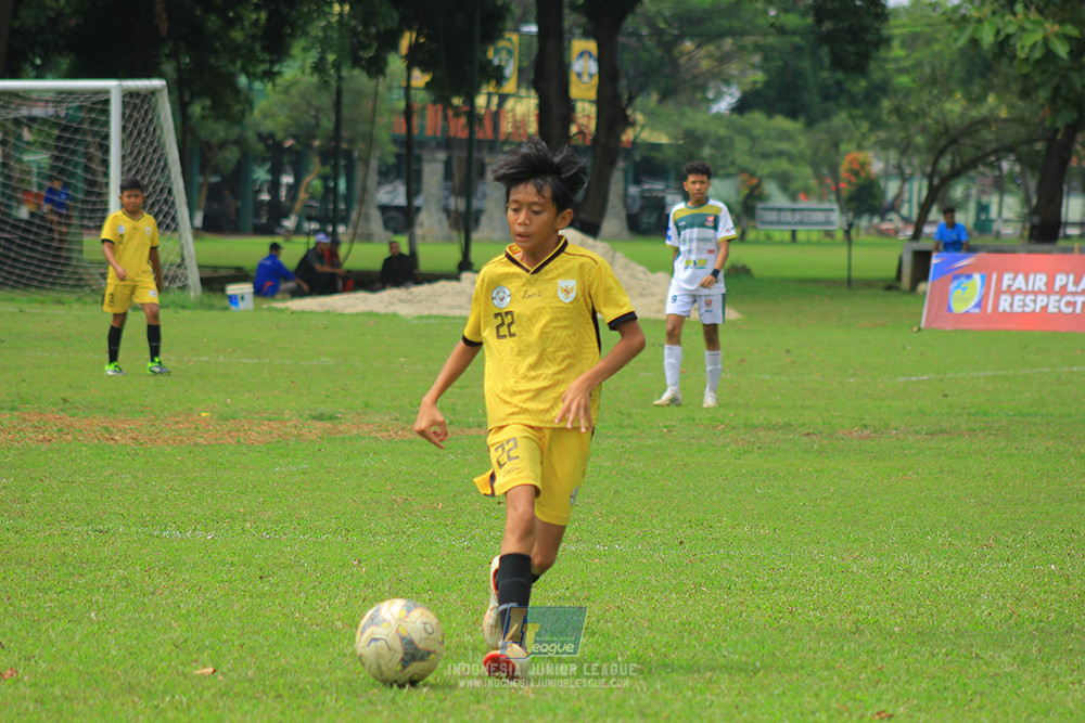 ijl u3 151125 el zeds vs pelita jaya soccer school