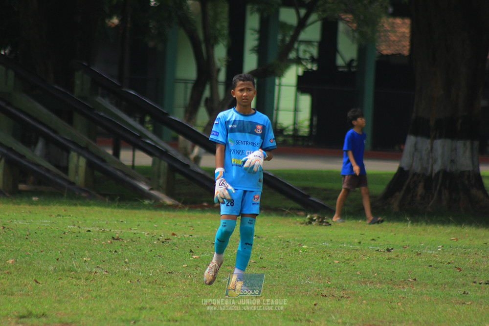 ijl u3 151125 el zeds vs pelita jaya soccer school