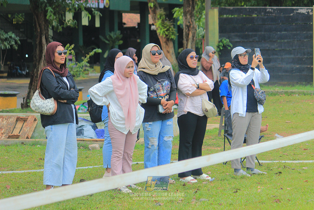 ijl u3 151125 el zeds vs pelita jaya soccer school