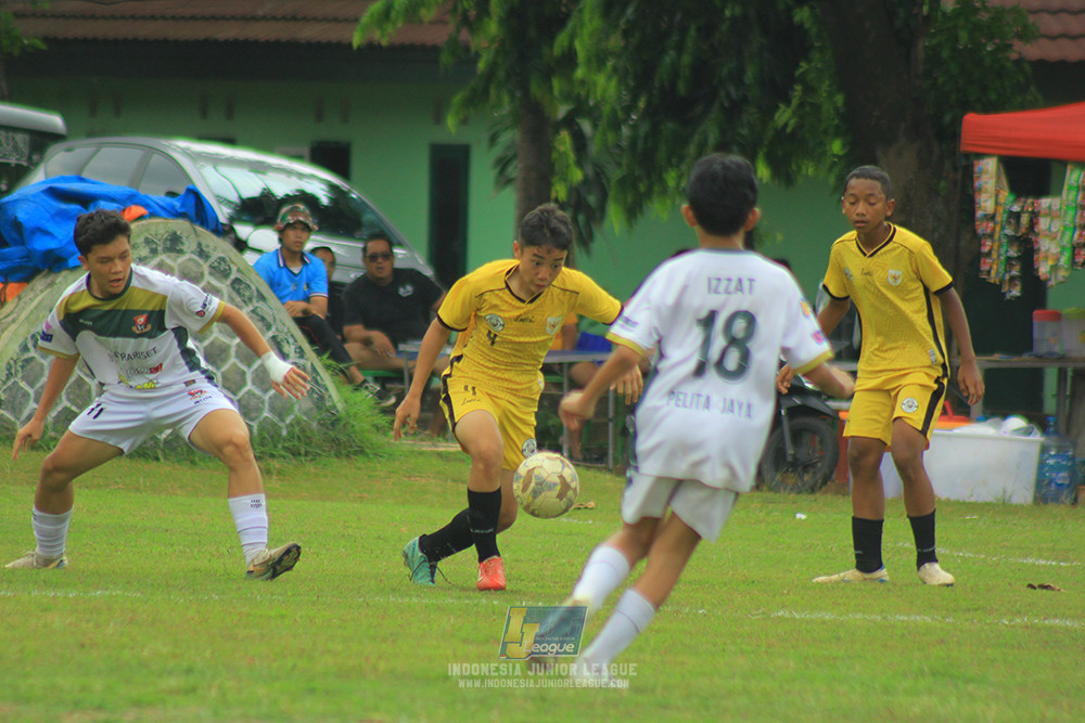 ijl u3 151125 el zeds vs pelita jaya soccer school