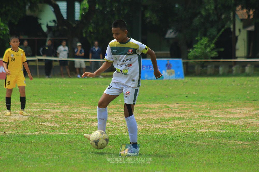 ijl u3 151125 el zeds vs pelita jaya soccer school