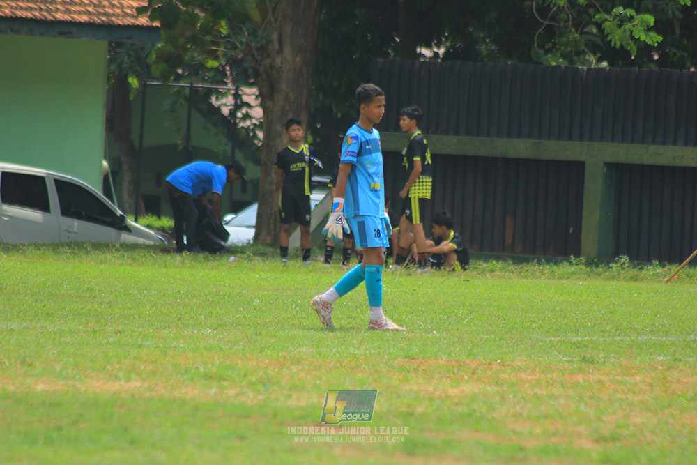 ijl u3 151125 el zeds vs pelita jaya soccer school